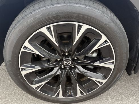 Used 2024 MAZDA CX-90 Plug-In Hybrid w/ Premium Pkg image 14