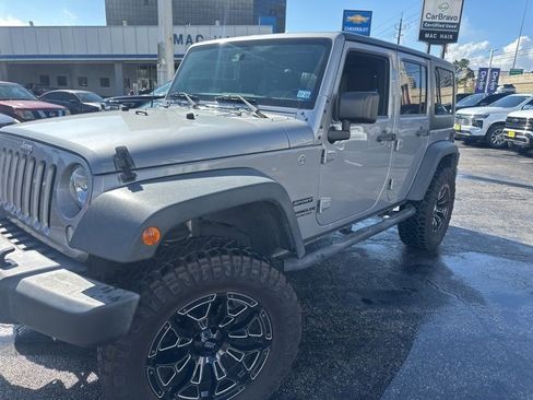 Used 2016 Jeep Wrangler Unlimited Sport w/ Quick Order Package 24S image 4