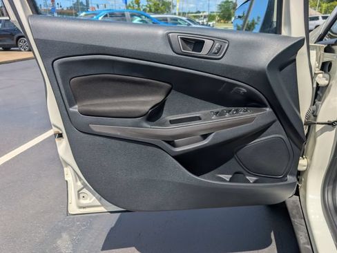 Used 2020 Ford EcoSport SE FWD image 9