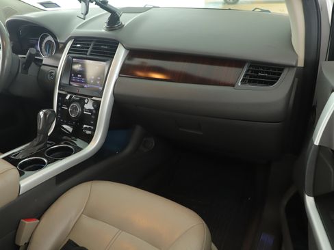 Used 2013 Ford Edge Limited image 12