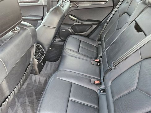 Used 2024 Porsche Macan S image 27