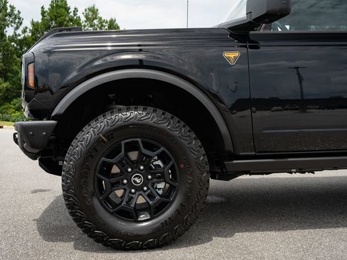 New 2026 Ford Bronco Badlands AWD/4WD image 4