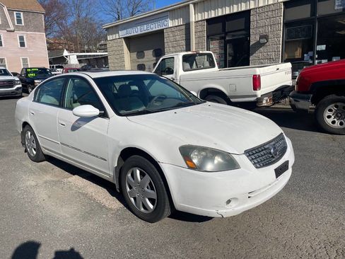 Used 2005 Nissan Altima 2.5 S image 3