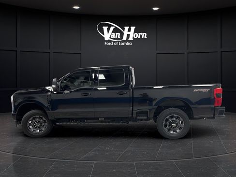 Used 2024 Ford F350 XLT w/ XLT Premium Package AWD/4WD image 4