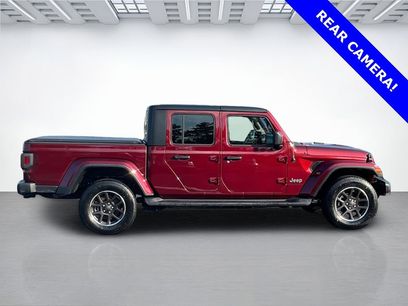 Used 2021 Jeep Gladiator Overland w/ Popular Equipment Package