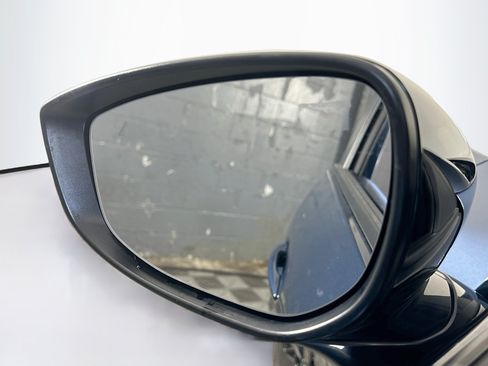 Used 2025 MAZDA CX-50 AWD 2.5 S w/ Premium Package image 16