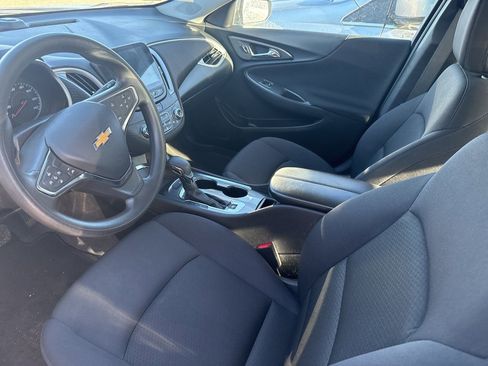 Used 2023 Chevrolet Malibu LT image 4