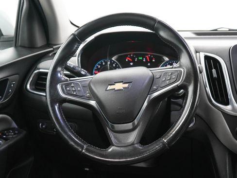 Used 2020 Chevrolet Equinox LT AWD/4WD image 17