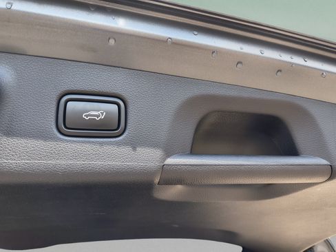 Used 2024 Hyundai Palisade SEL w/ Premium Package FWD image 10