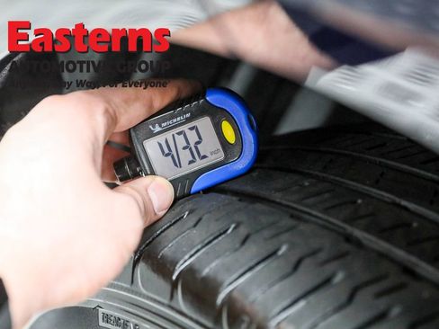 Used 2024 Toyota Venza LE image 44