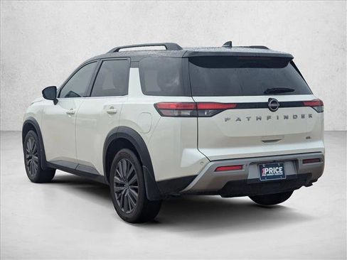 Used 2022 Nissan Pathfinder SL w/ SL Premium Package FWD image 7