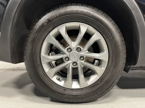 Used 2019 Hyundai Santa Fe SEL AWD/4WD image 35