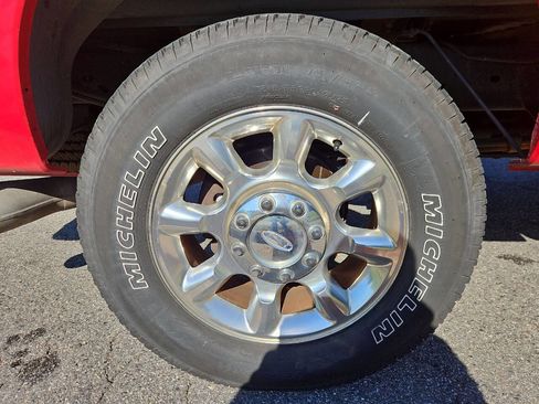 Used 2011 Ford F250 Lariat w/ Lariat Interior Pkg image 30