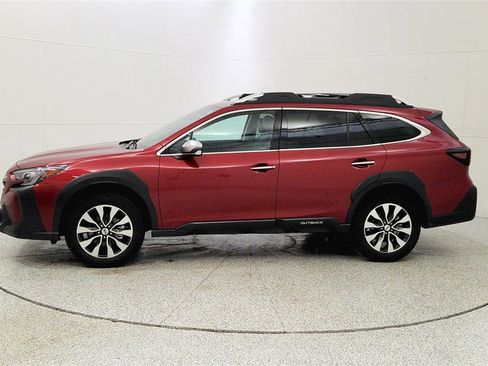 Used 2024 Subaru Outback Touring image 4