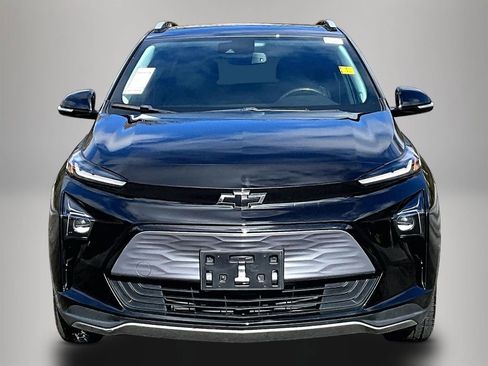 Certified 2022 Chevrolet Bolt EUV LT w/ Convenience Package image 3