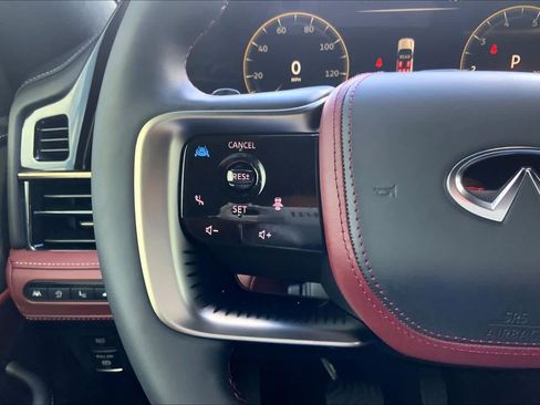 Used 2025 INFINITI QX80 Autograph w/ Autograph Exterior Package image 21