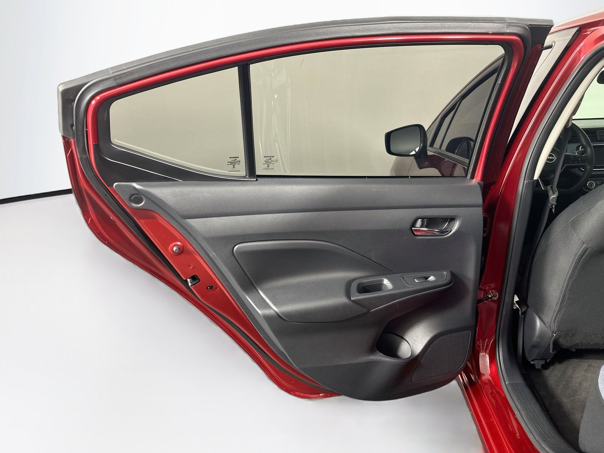 Used 2025 Nissan Versa SV FWD image 25