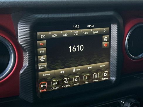 Certified 2021 Jeep Gladiator Rubicon image 18