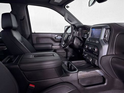 Used 2021 Chevrolet Silverado 1500 LTZ w/ LTZ Premium Package AWD/4WD image 39