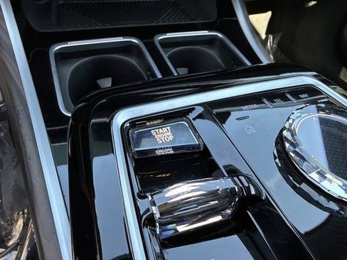 Certified 2023 BMW 740i 740i image 29