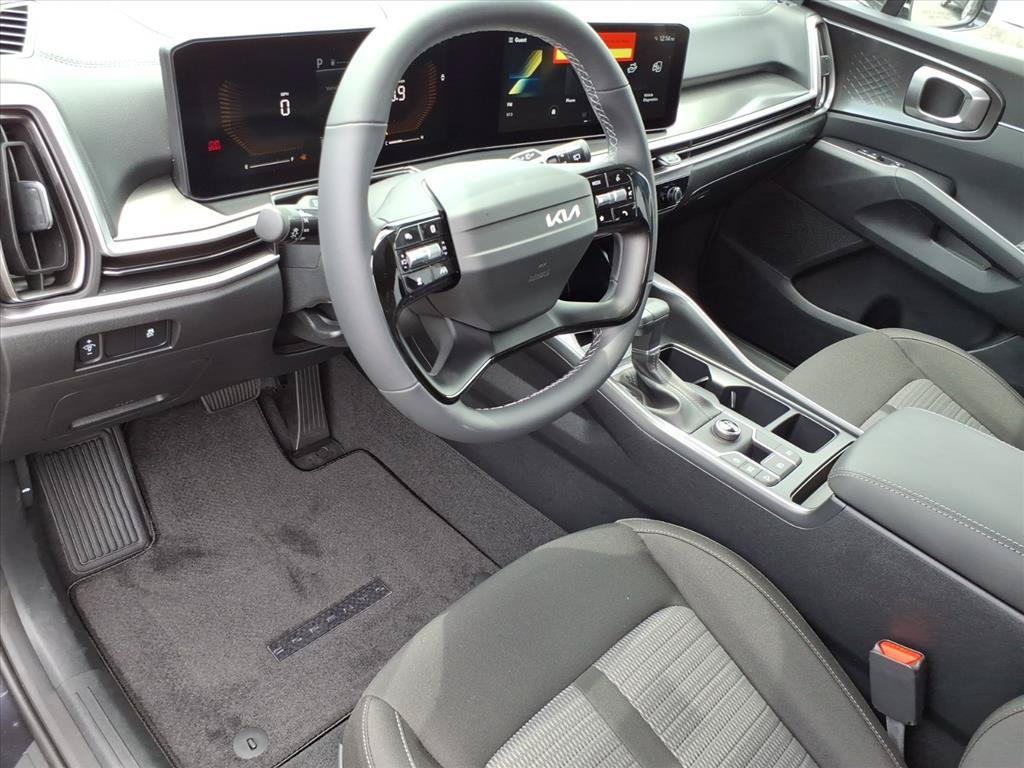 New 2026 Kia Sorento LX FWD image 11