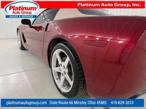 Used 2007 Chevrolet Corvette Convertible w/ Preferred Equipment Group RWD image 40