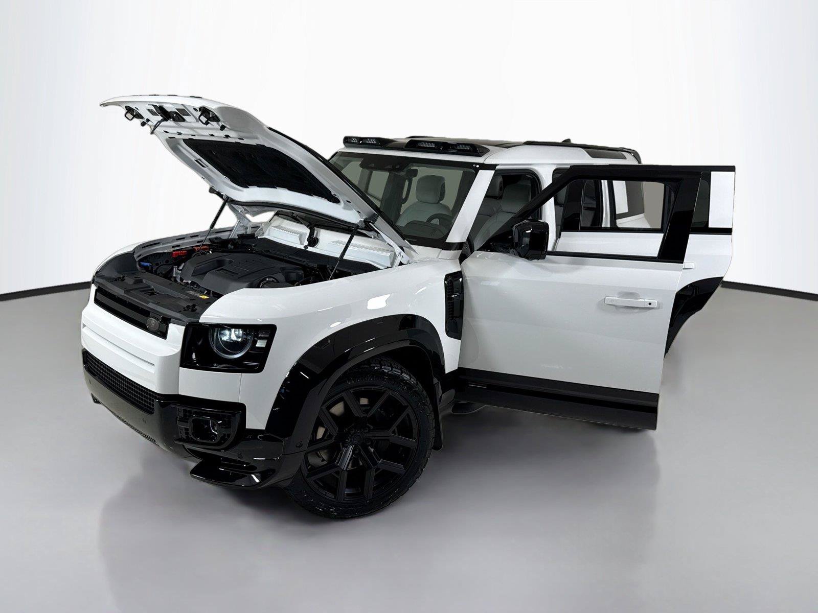 Used 2026 Land Rover Defender 110 X-Dynamic SE AWD/4WD image 40
