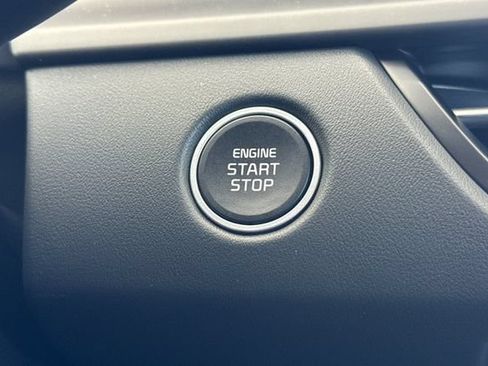 New 2026 Kia Seltos EX FWD image 28