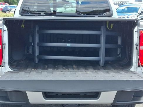 Used 2018 Chevrolet Colorado LT w/ Redline Special Edition AWD/4WD image 28