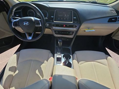 Used 2018 Hyundai Sonata SEL FWD image 10