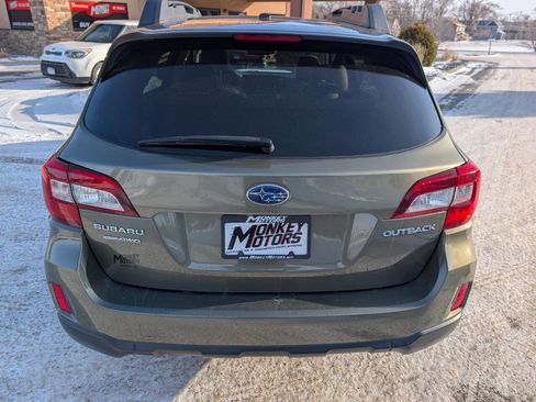 Used 2015 Subaru Outback 2.5i Limited image 8