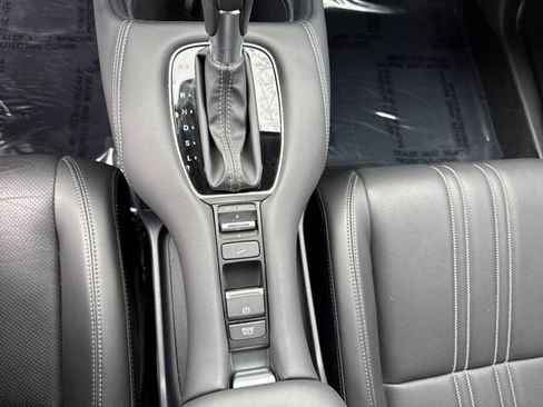 Used 2024 Honda HR-V EX-L image 19
