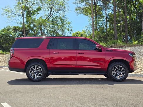 Used 2023 Chevrolet Suburban Z71 w/ Luxury Package AWD/4WD image 29