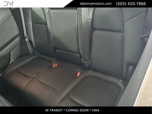 Used 2023 Tesla Model Y Long Range AWD/4WD image 11