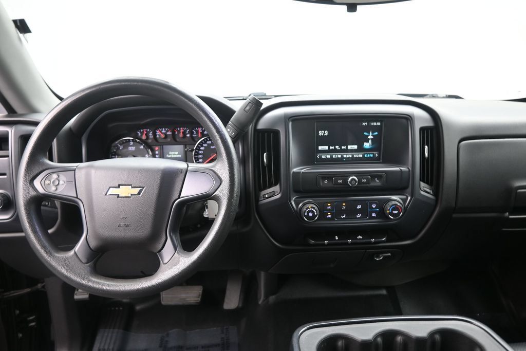 Used 2018 Chevrolet Silverado 1500 Custom RWD image 15