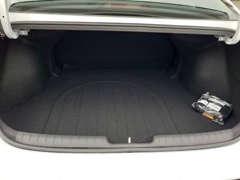New 2026 Hyundai Elantra Sport FWD image 26