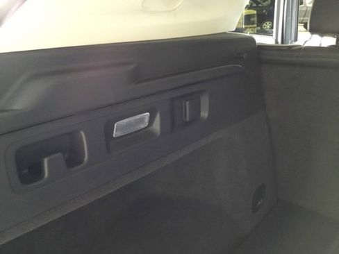 Used 2017 Jeep Patriot Sport image 48