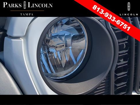 Used 2024 Jeep Wrangler Sport S image 6