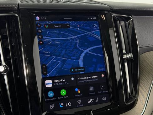 Used 2023 Volvo XC60 B5 Ultimate w/ Climate Package image 17