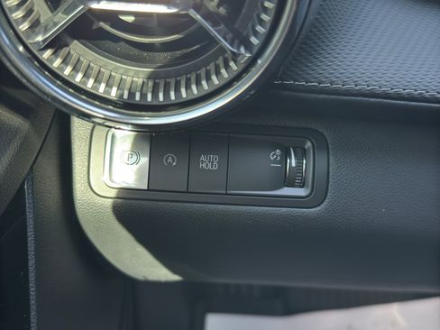 New 2026 Chevrolet Equinox LT image 26