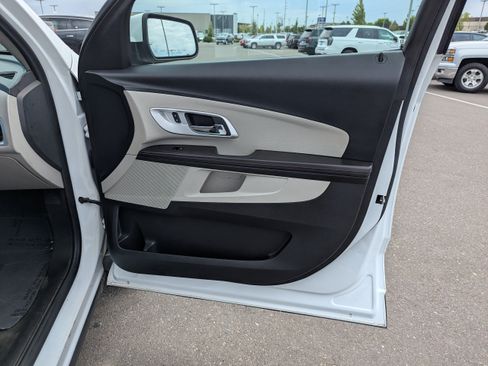 Used 2015 Chevrolet Equinox LT w/ Driver Convenience Package FWD image 35