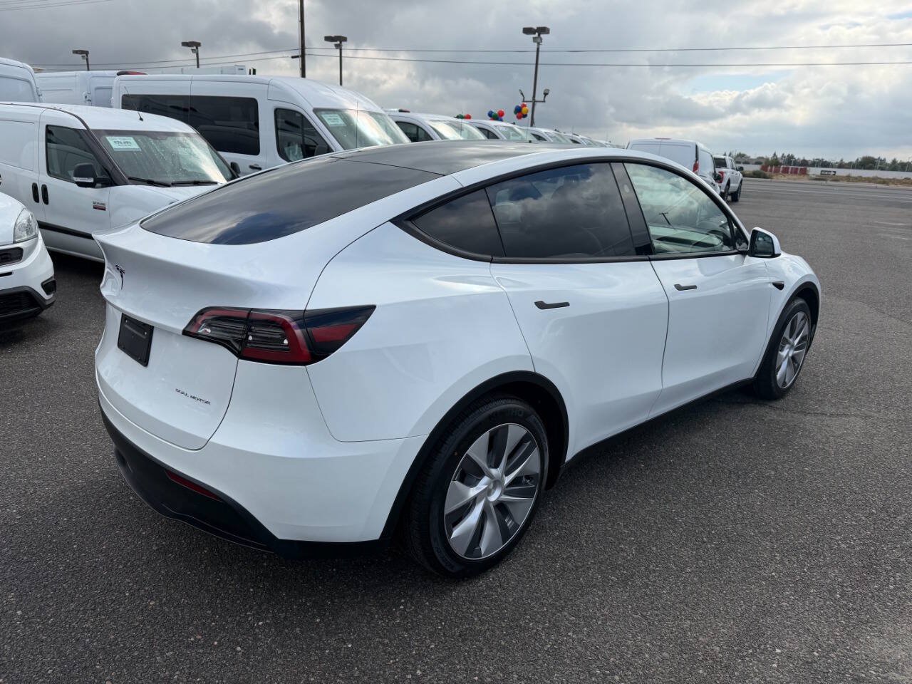 Used 2023 Tesla Model Y Long Range AWD/4WD image 6