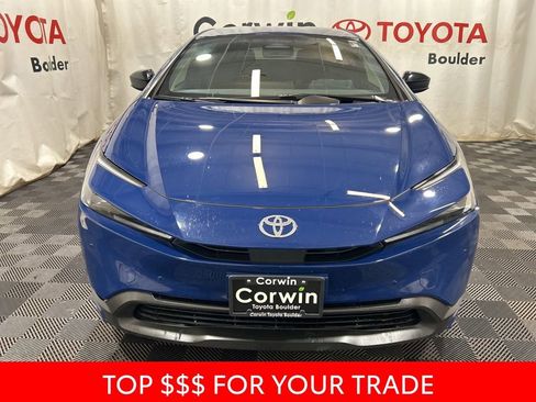 Used 2023 Toyota Prius LE image 2
