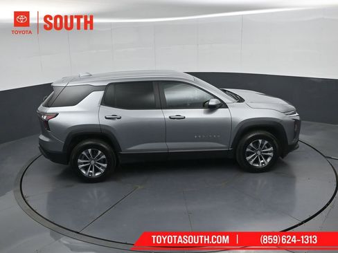 Used 2025 Chevrolet Equinox LT AWD/4WD image 46