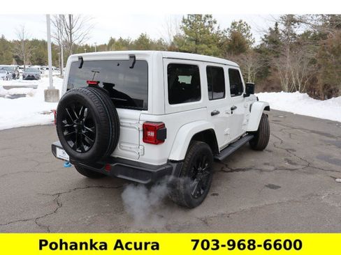 Used 2024 Jeep Wrangler Sahara w/ Technology Group image 7