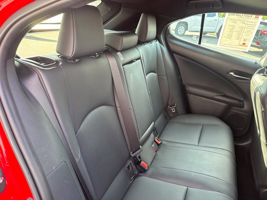 Used 2020 Lexus UX 250h w/ Premium Package AWD/4WD image 33