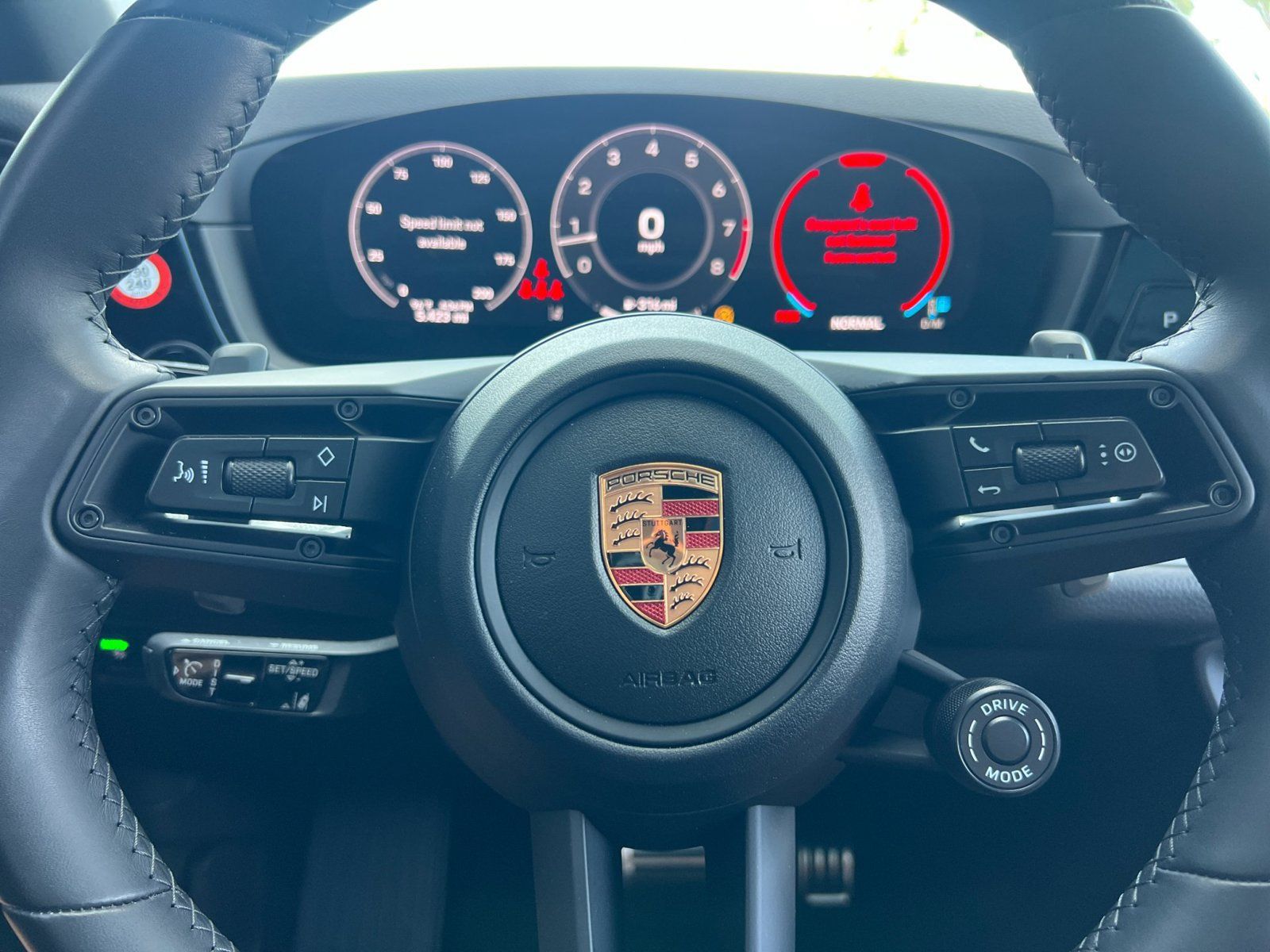 Certified 2026 Porsche Cayenne S AWD/4WD image 24