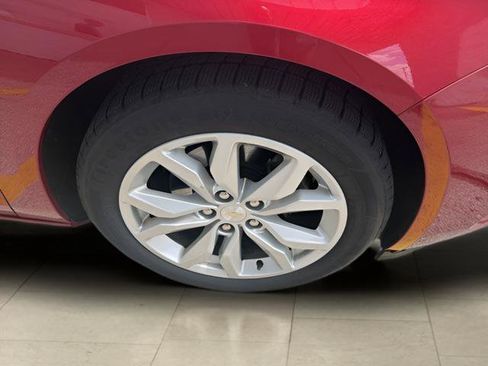 Used 2019 Chevrolet Impala LT FWD image 8
