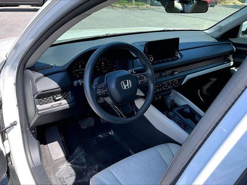 Used 2023 Honda Accord EX image 24