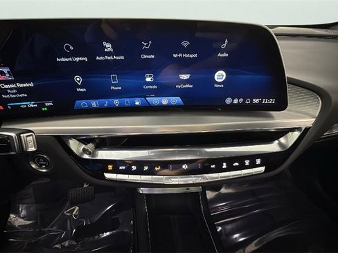 Used 2025 Cadillac Lyriq Sport image 22